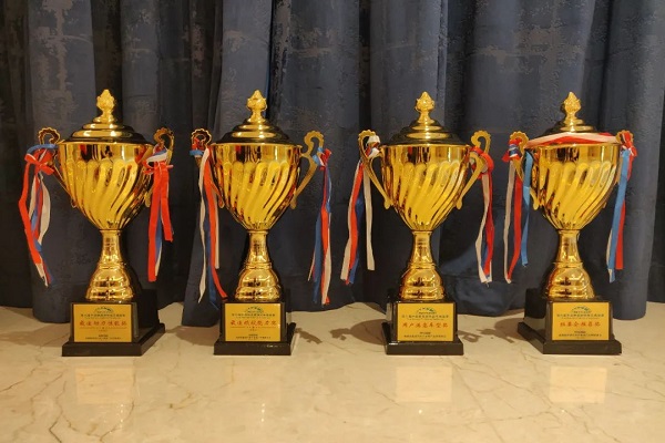 بشرى سارة: فاز محرك Newlongma بأربع جوائز أخرى بشرى سارة: فاز محرك Newlongma بأربع جوائز أخرى